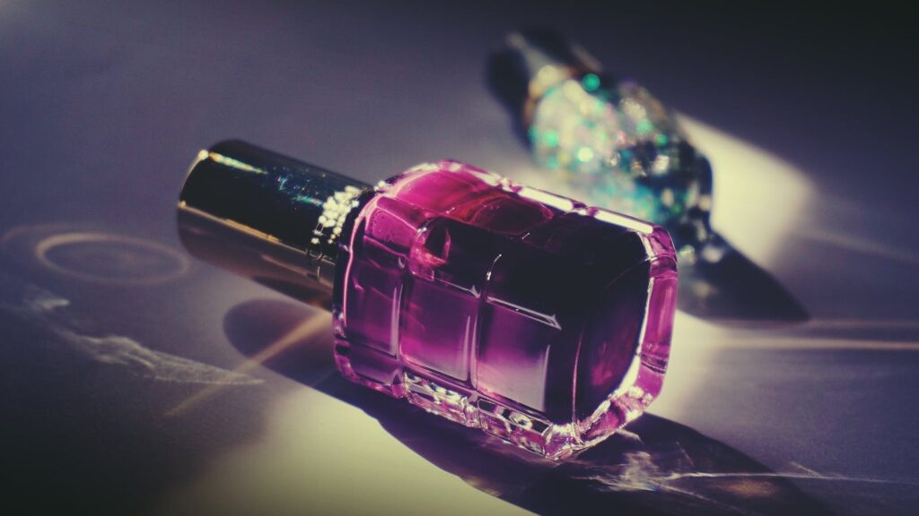 Nail polishes to give your nails a poppy touch; Our top 8 picks for you from Myntra fwd | Fashion Trends