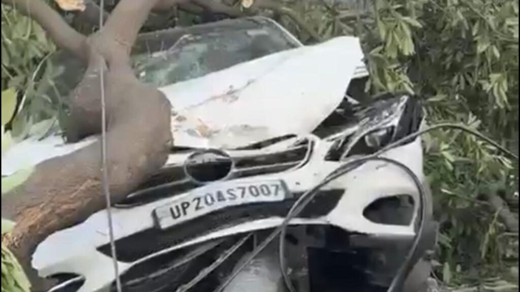 Noida: Man, son injured as he swerves Merc to avoid hitting e-rickshaw on wrong side