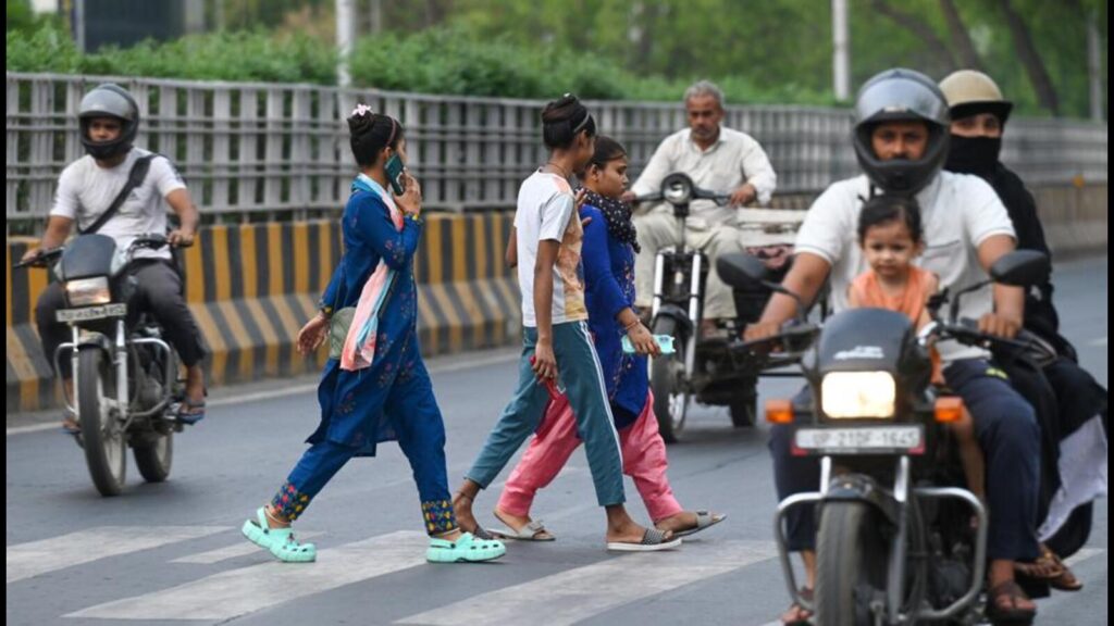 Noida: Residents demand foot overbridges at key spots