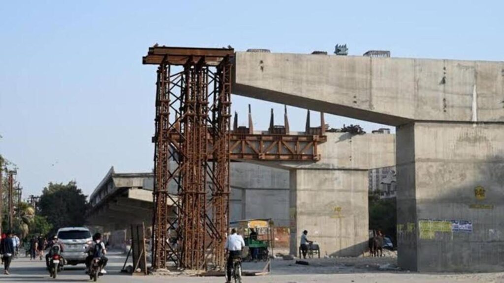Noida: Work on Bhangel Elevated road brings traffic curbs