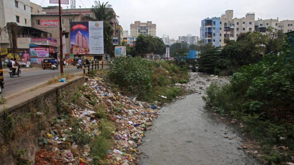Nullah cleaning delayed as tendering process runs late