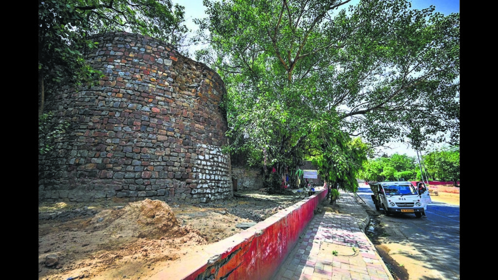 PCMC issues notice to 31 illegal religious structures