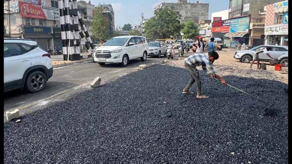 PMC to spend ₹15 crore on road repairs 