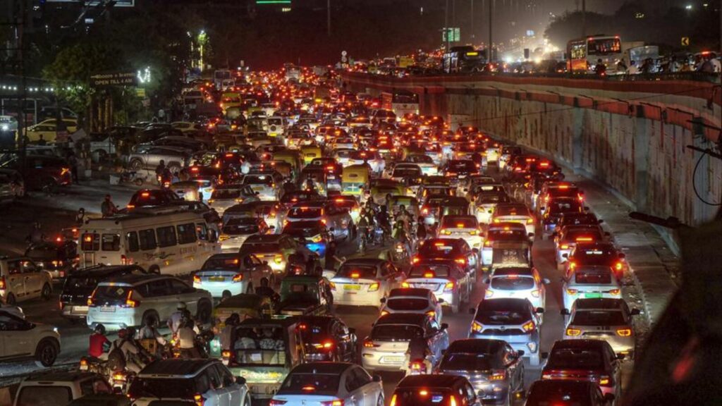 PWD to ‘redesign’ busiest intersections to ease traffic | Latest News Delhi