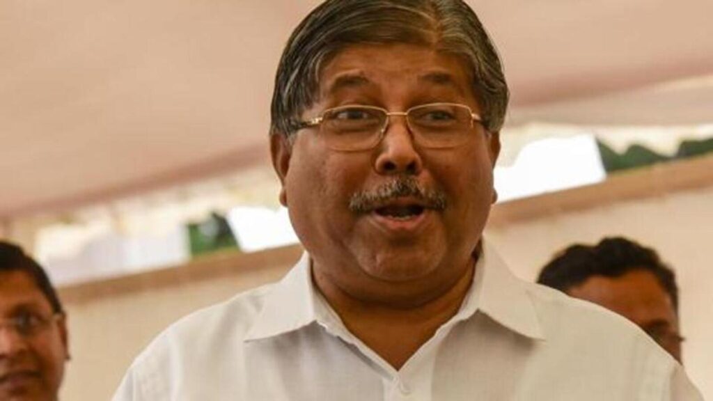 Patil tells officials to expedite land acquisition for roads in Kothrud