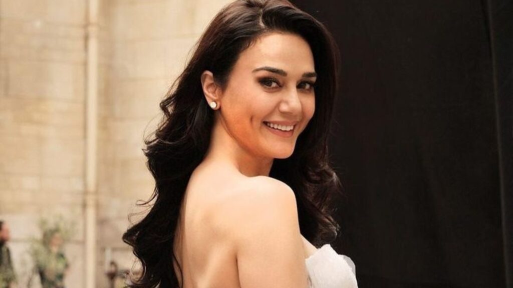 Preity Zinta style diaries: From dimple girl to queen of Bollywood, here are the most iconic looks of hers to recreate | Fashion Trends