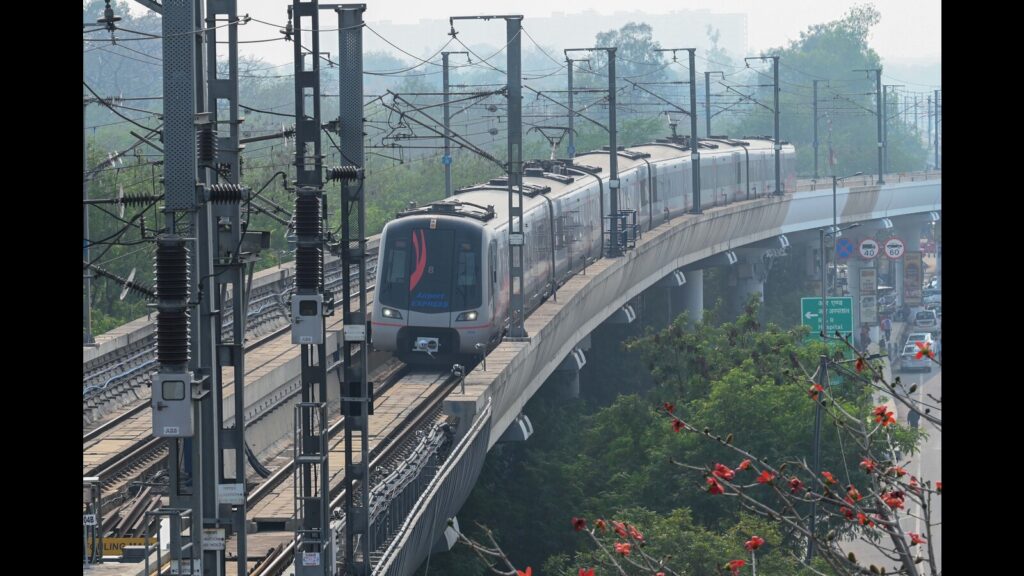 Public transport to connect our airports