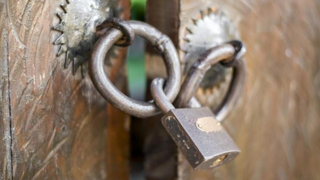 Pvt school in Bhondsi shut over lack of recognition, 158 others face same action