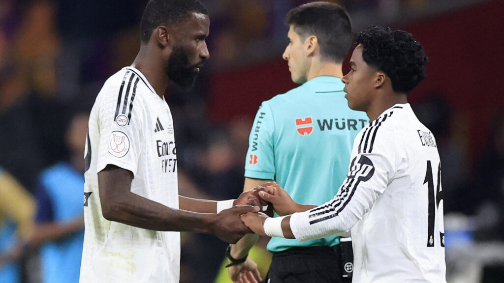 Real Madrid’s Antonio Rudiger apologises after throwing object at referee vs Barcelona: ‘No excuse for my behaviour’ | Football News