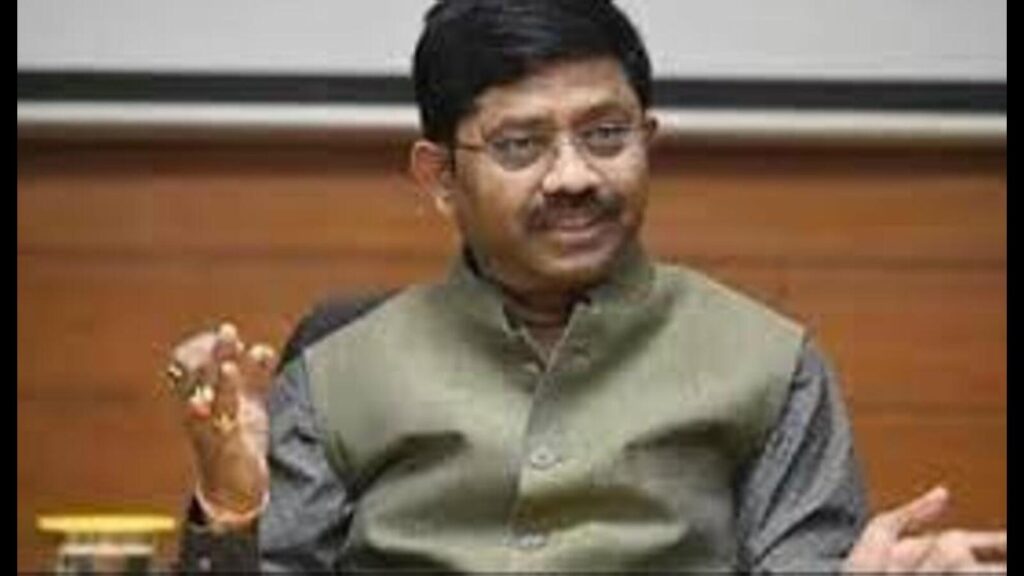 Review meeting: U.P. minister takes Udyami Mitras to task over pending MoUs