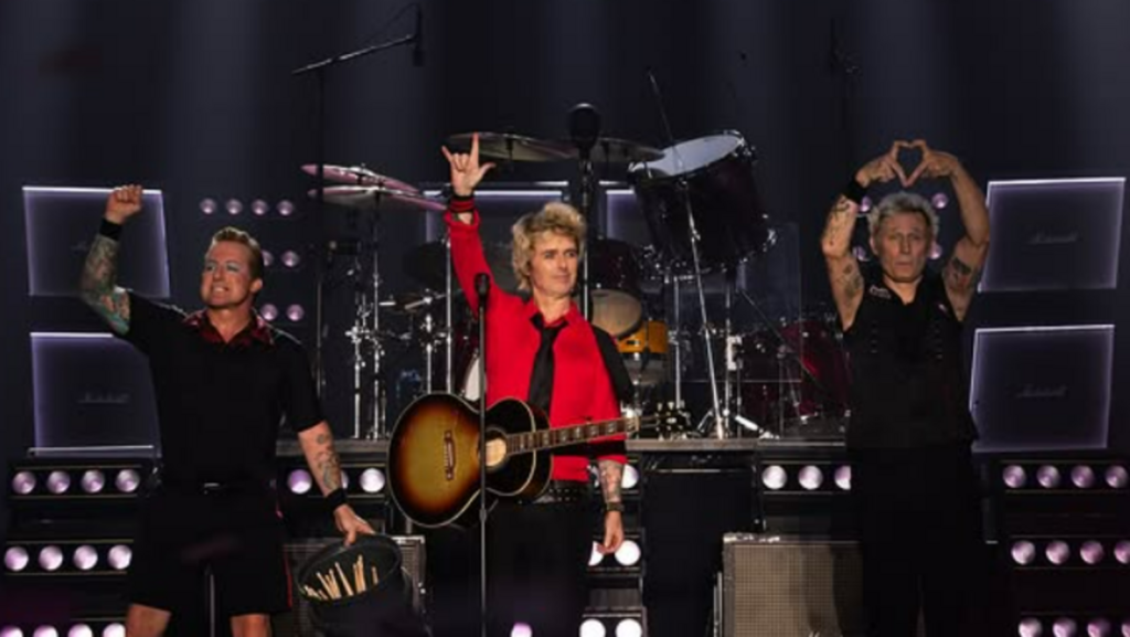 Riot Fest 2025 full lineup: Blink-182, Weezer, and Green Day to headline festival