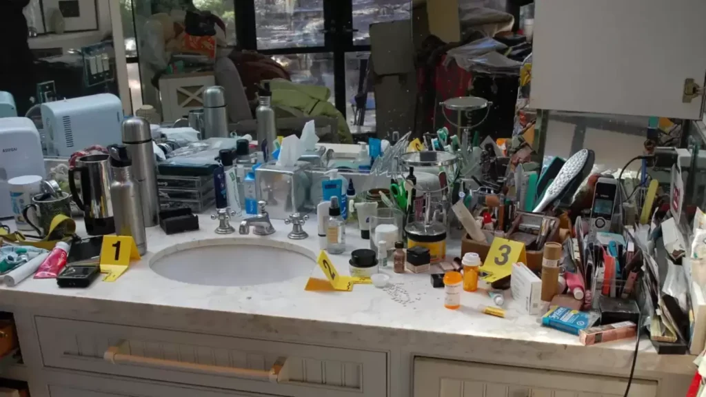Rotting fruits, unfinished puzzle: Chilling pics show Gene Hackman’s house in complete disarray before bodies were found | Hollywood