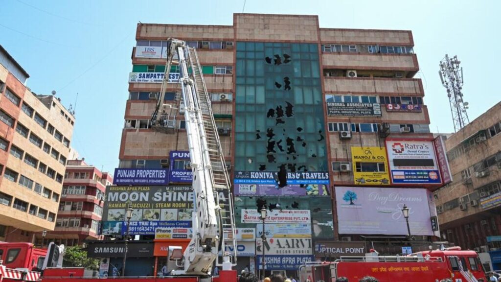 Safety concerns persist at Krishna Apra Plaza amid ownership dispute