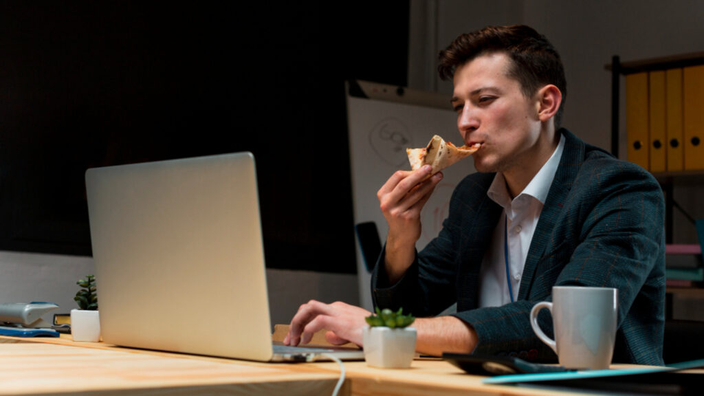 Say goodbye to afternoon slump in office: 5 nutritious snacks to boost your energy | Health