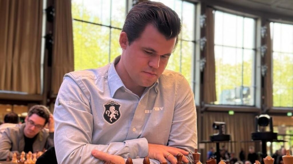 Shots fired at Magnus Carlsen as FIDE CEO serves jeans controversy reminder with brutal dig: ‘Does it look appropriate?’