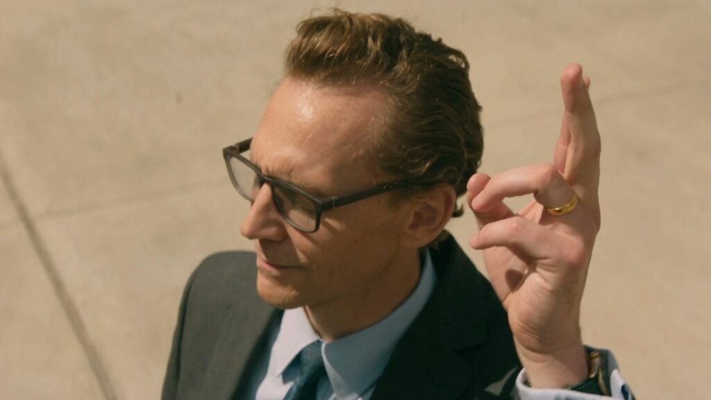 Tom Hiddleston returns to the silver screen with a new Stephen King movie but there’s a catch; read