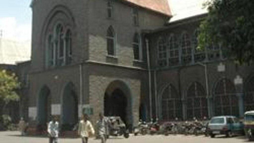 Two BJ Medical College officials arrested for taking ₹1 lakh bribe 