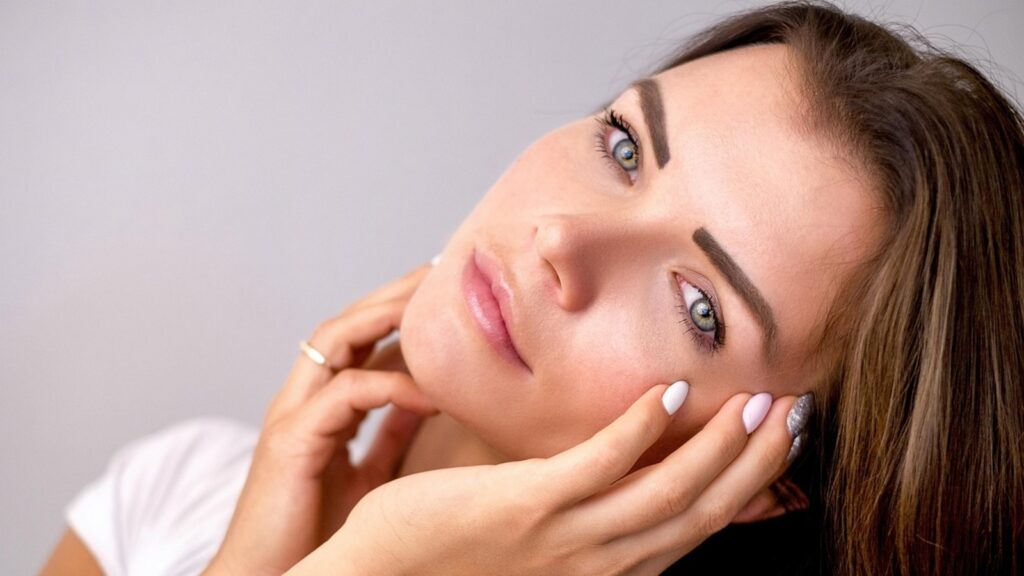 Want glowing skin? These 7 injectable trends are your 2025 beauty cheat sheet | Health