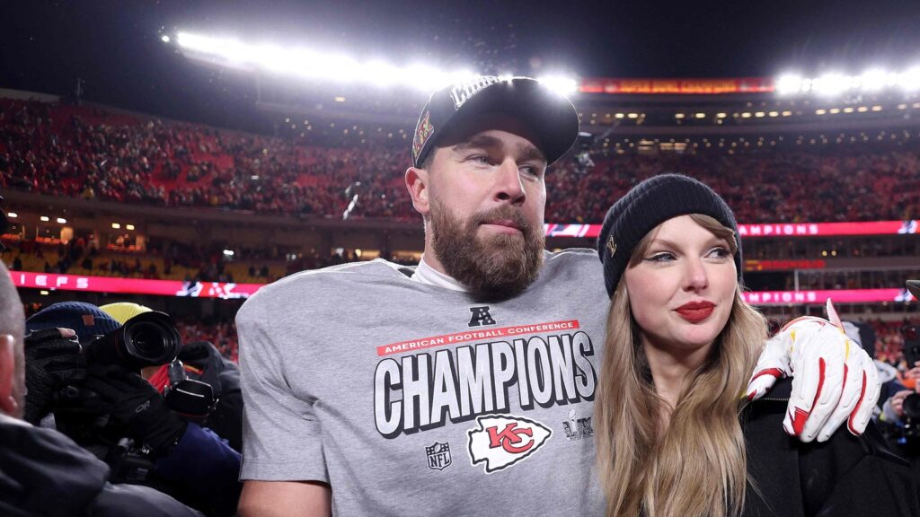 Watch out Taylor! BF Travis Kelce has a doppelganger and he is famous too