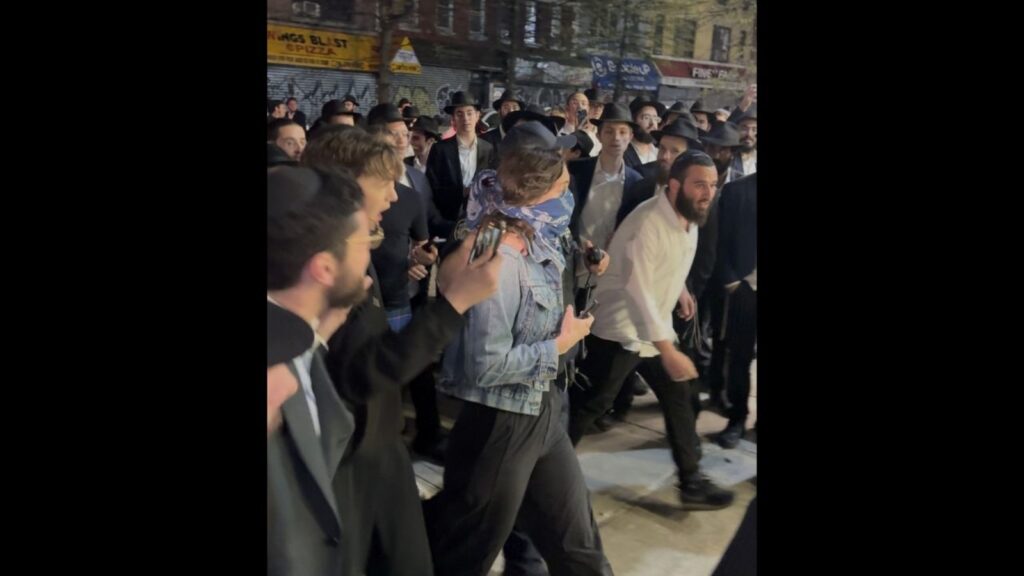 What happened at Crown Heights? Brooklyn woman chased, attacked by hundreds of men after protest at Chabad Lubavit HQ