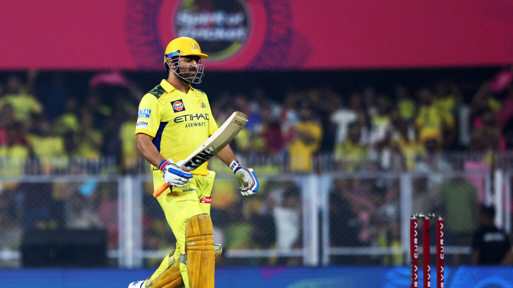 ‘What is he thinking’: Dhoni’s No.9 batting slot put under scanner again, ‘befuddlement too weak a term’ verdict given