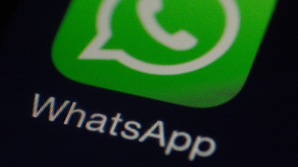 WhatsApp can now be your default calling app on iPhone: Here’s how to set it up