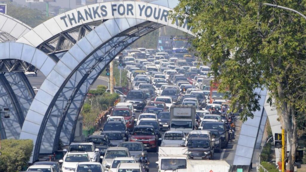 Yeida begins work on ramps to link Film City with Yamuna E-way