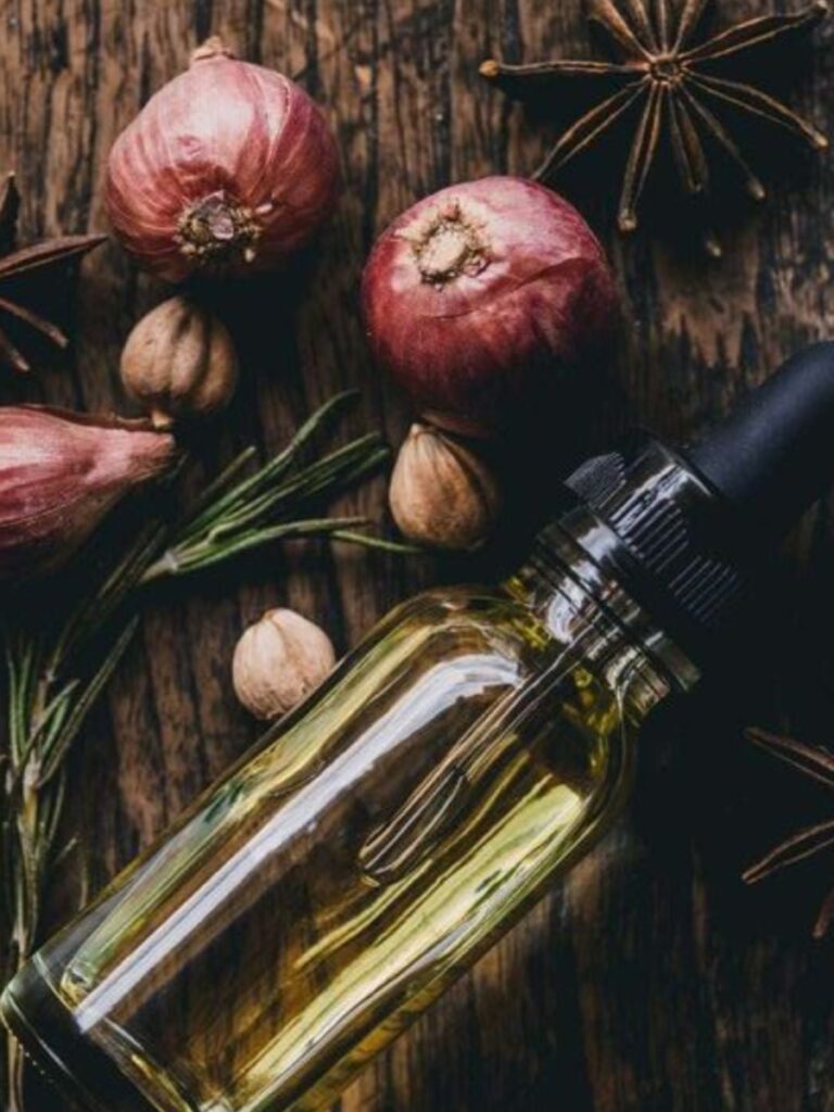 Stop hairfall in 7 days with this effective homemade onion oil