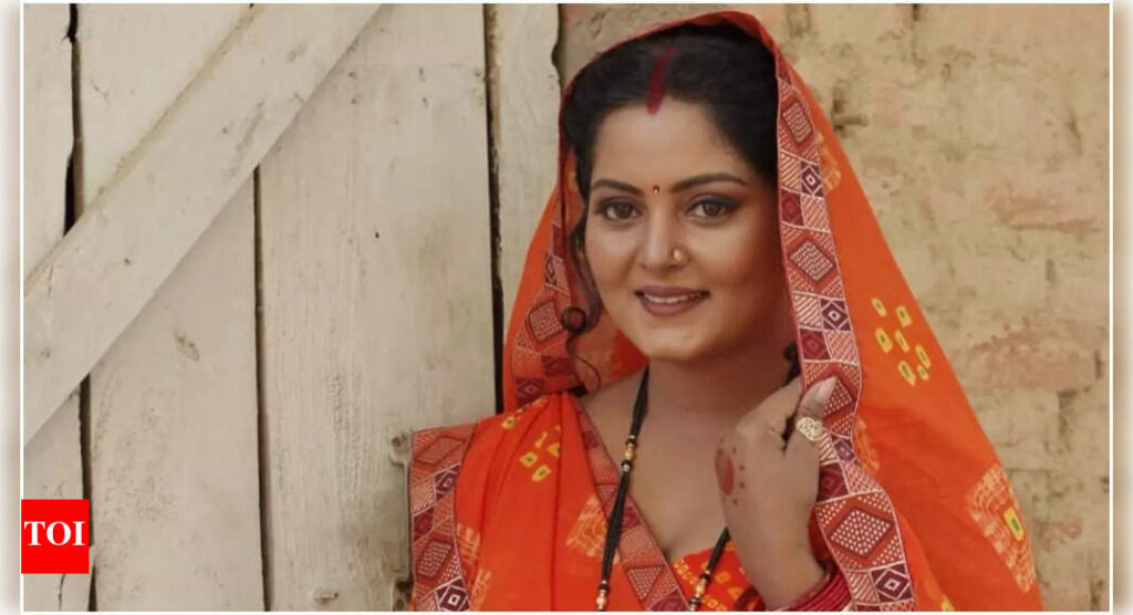 Anjana Singh’s heated clash with producer over hotel booking goes viral