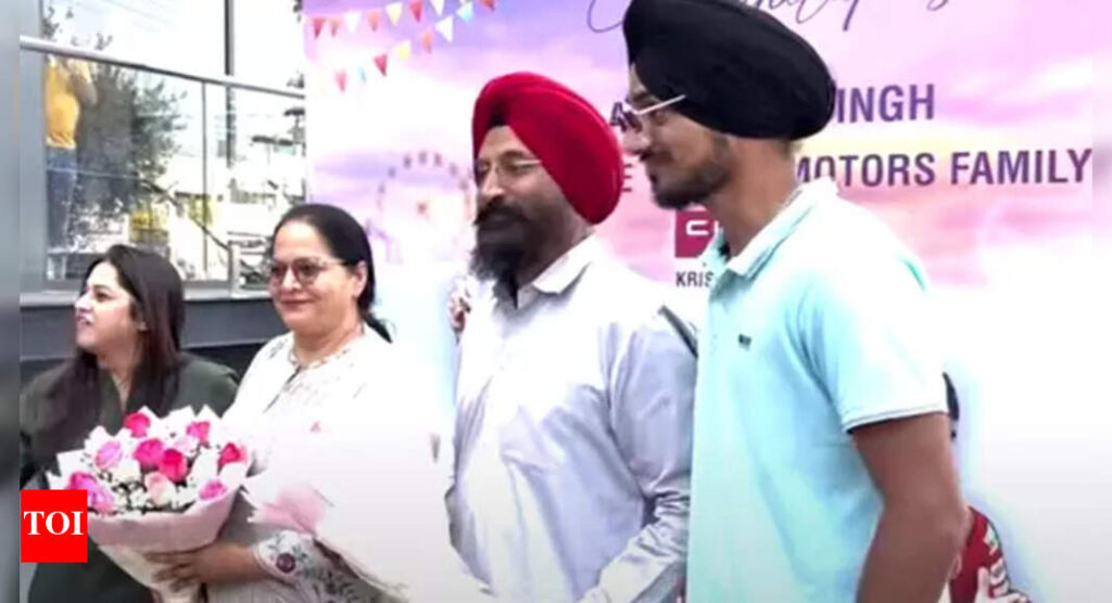 Arshdeep Singh surprises mother with heartwarming gift in emotional gesture | Cricket News