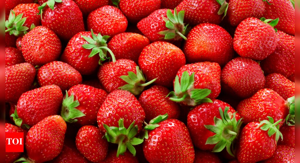 Strawberries health benefits: Strawberries can help fight fatty liver and diabetes |