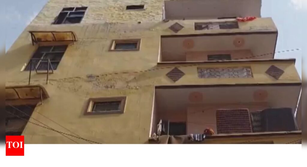 Four-storey building tilts in east Delhi’s Shahdara; authorities issue notice to vacate | Delhi News