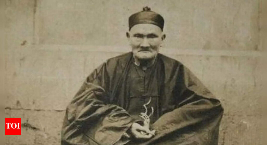 Keep a quiet heart, walk like a pigeon: 250-year-old, world’s longest living Chinese man’s 5 secrets to longevity