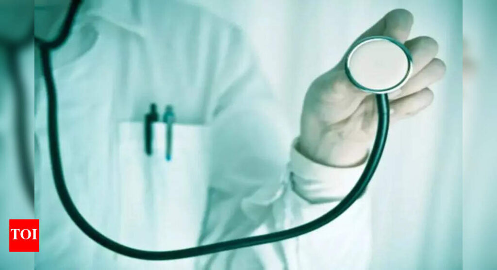City doctors report slight rise in Covid cases, request vigilance without worry | Mumbai News
