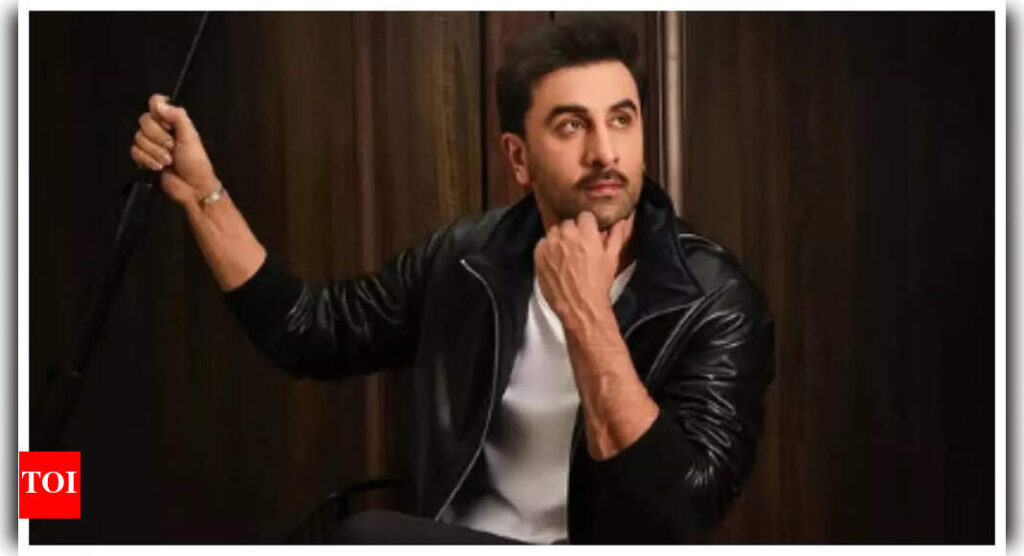 Film critic praises Ranbir Kapoor for keeping low-key approach to stardom by not having PR team or social media presence: ‘He stands in queues, eats alone at cafés’ |