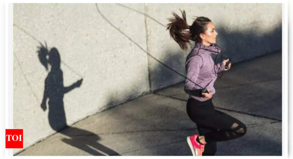 Influencer loses 95 kgs with THIS simple exercise. The bonus? It can be done at home!