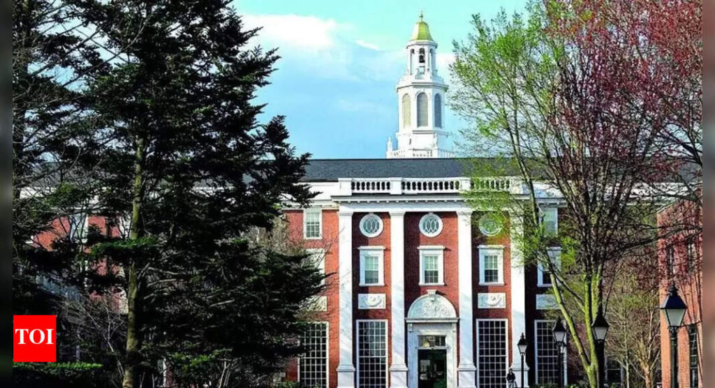 No, Harvard hasn’t asked students not to date Trump supporters. Here’s what happened