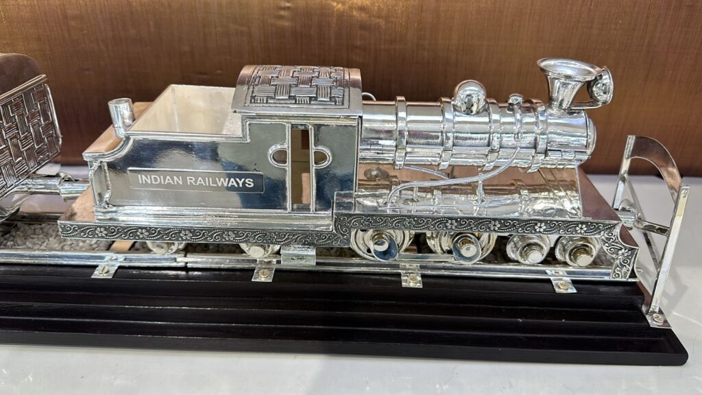 ,000 diamond, silver train model: A look at some gifts from India to US presidents | Trending