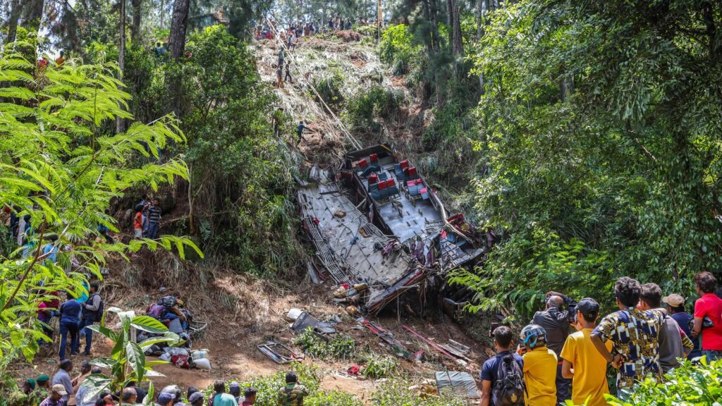 21 dead, 35 injured as passenger bus skids off cliff in Sri Lanka | World News