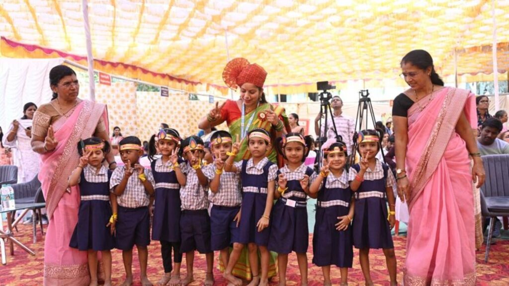 3 million tiny tots get a new curriculum | Mumbai news