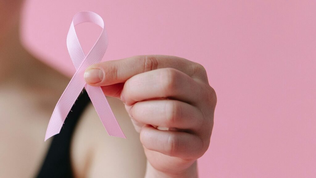 5 easy things you can do every day to protect yourself from breast cancer | Health