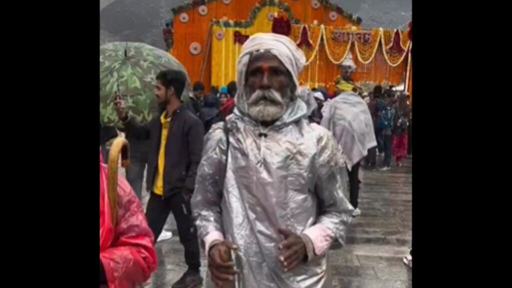 70-year-old Karnataka man walks from Kalaburgi to Kedarnath in 60 days, video goes viral | Bengaluru
