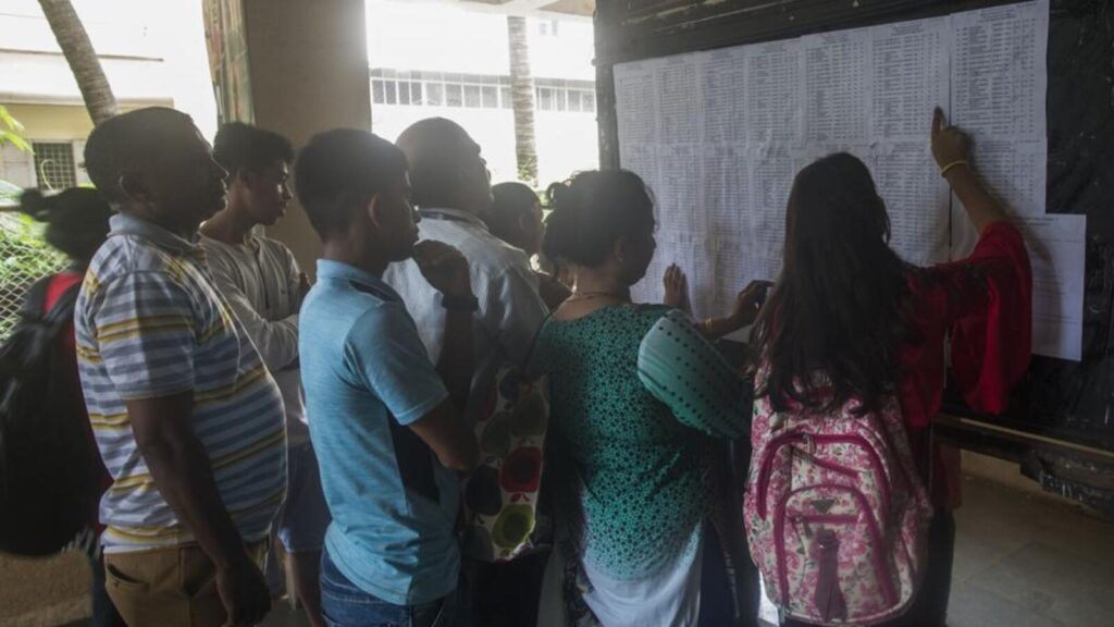 Academics concerned about decline in arts stream results, enrolments | Mumbai news