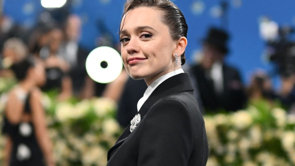 Aimee Lou Wood sets the record straight about her crying pics after ‘mean’ SNL skit: ‘People analyse too much’ | Web Series