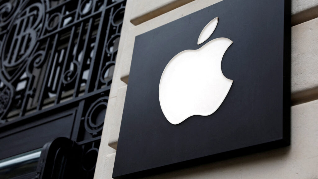Apple shares fall as tariff costs to add more agony