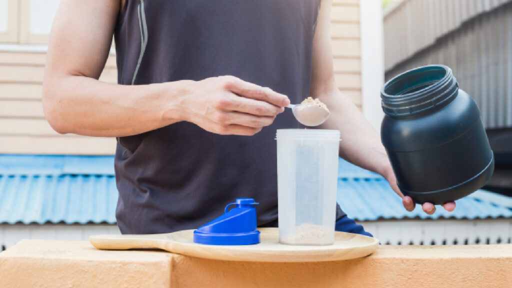 Avvatar vs MuscleBlaze: Which one offers the best whey protein for muscle growth | Health