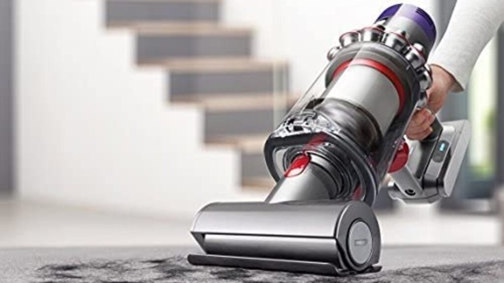 Best vacuum cleaner for carpets: 7 models to keep dirt and debris away from your interior pieces