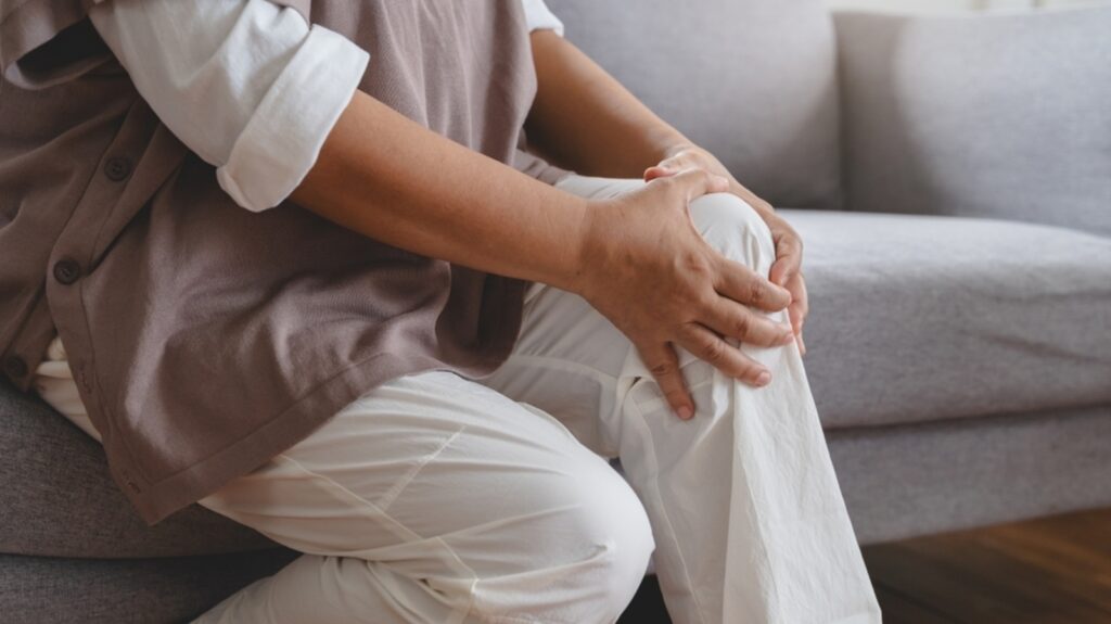 Can arthritis affect young people in their 20s? Doctor busts 5 myths about autoimmune arthritis | Health