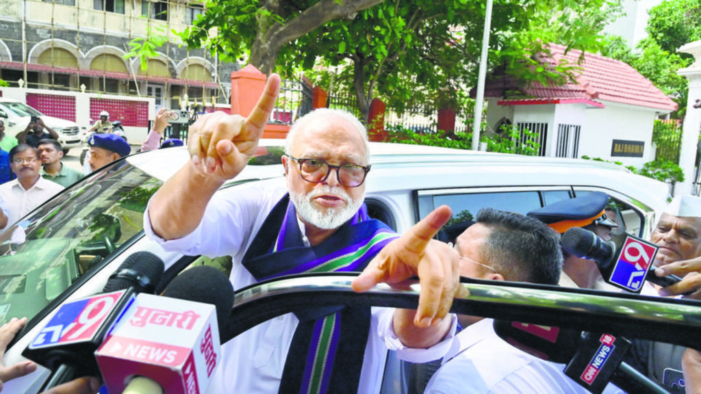 Chhagan Bhujbal makes yet another comeback | Mumbai news