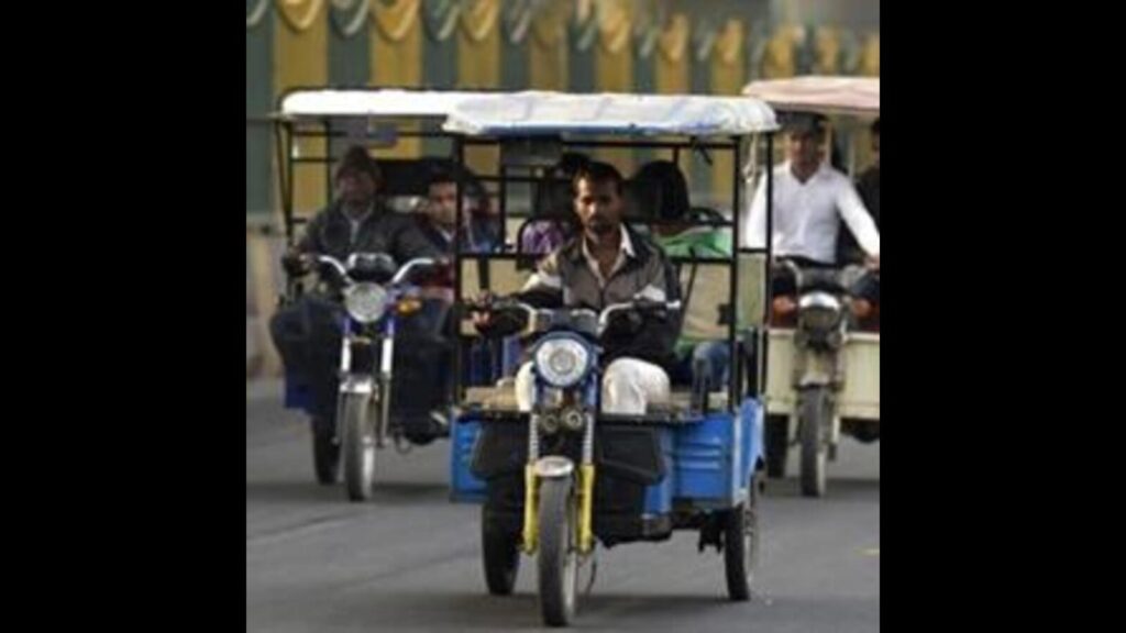 Crackdown on e-rickshaws: 11K inspected, 2,800 challaned, 224 seized in a month